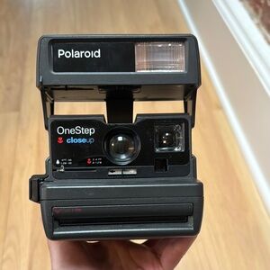 Polaroid OneStep Closeup Instant Camera - Classic Black